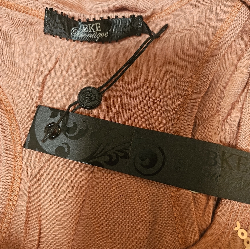 BKE Lace Tank Top in Rust Orange With Sequins Detail - Picture 9 of 10
